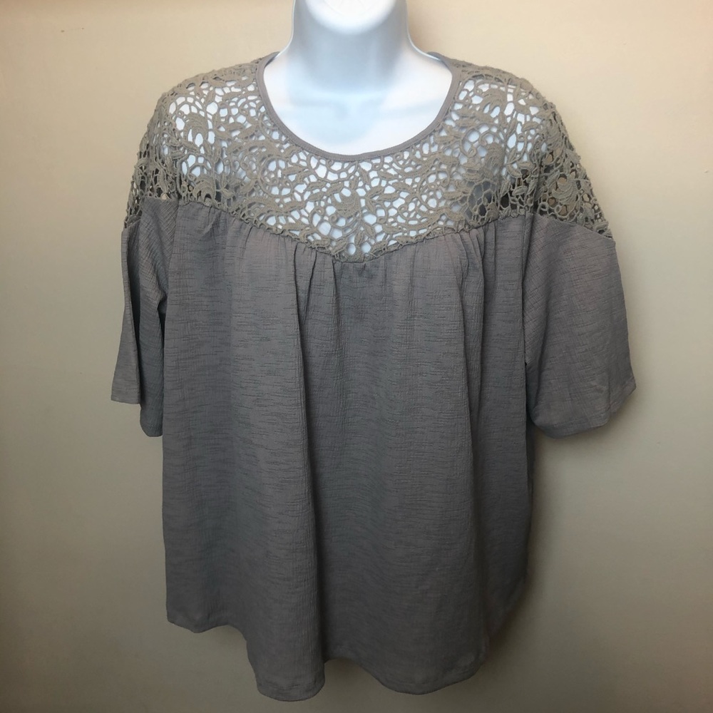 Apt. 9 Grey Lace Top